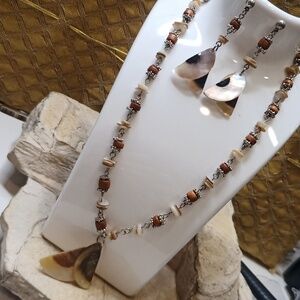 Natural Shell and Bead Necklace Set